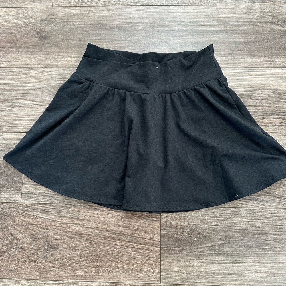 Old Navy Cloud Comfy High Rise Skirt - Black size Large